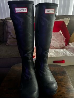 Hunter Women's Blue Camo Tall Rain Boots